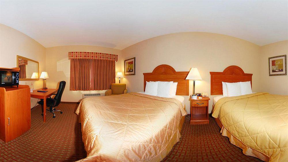 Super 8 By Wyndham Great Bend Exterior foto